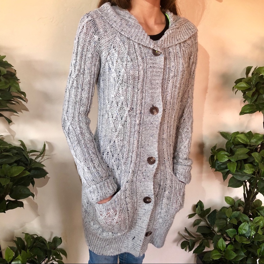 Light Gray Knitted Cardigan